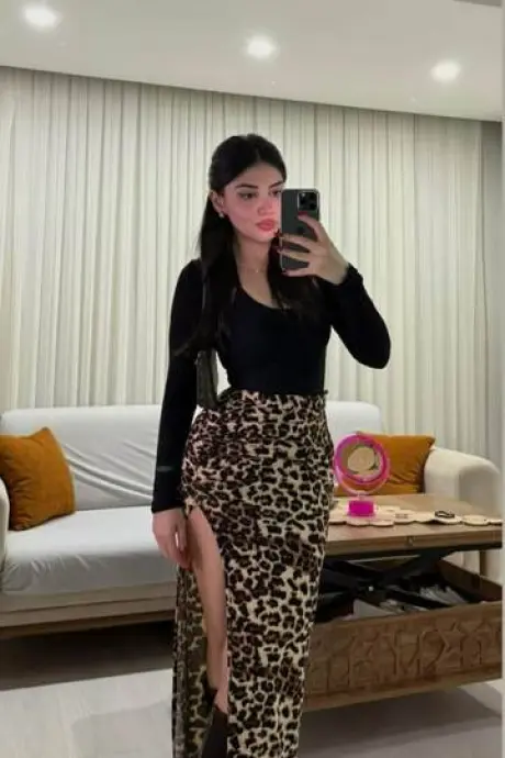 Beylikdüzü Escort Ceyda Fotoğrafı (2)